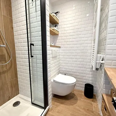 Appt Bord De Mer,clim & Parking Apartment La Grande-Motte